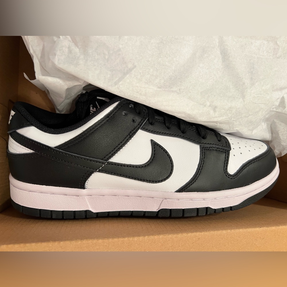 Nike Dunks- Pandas